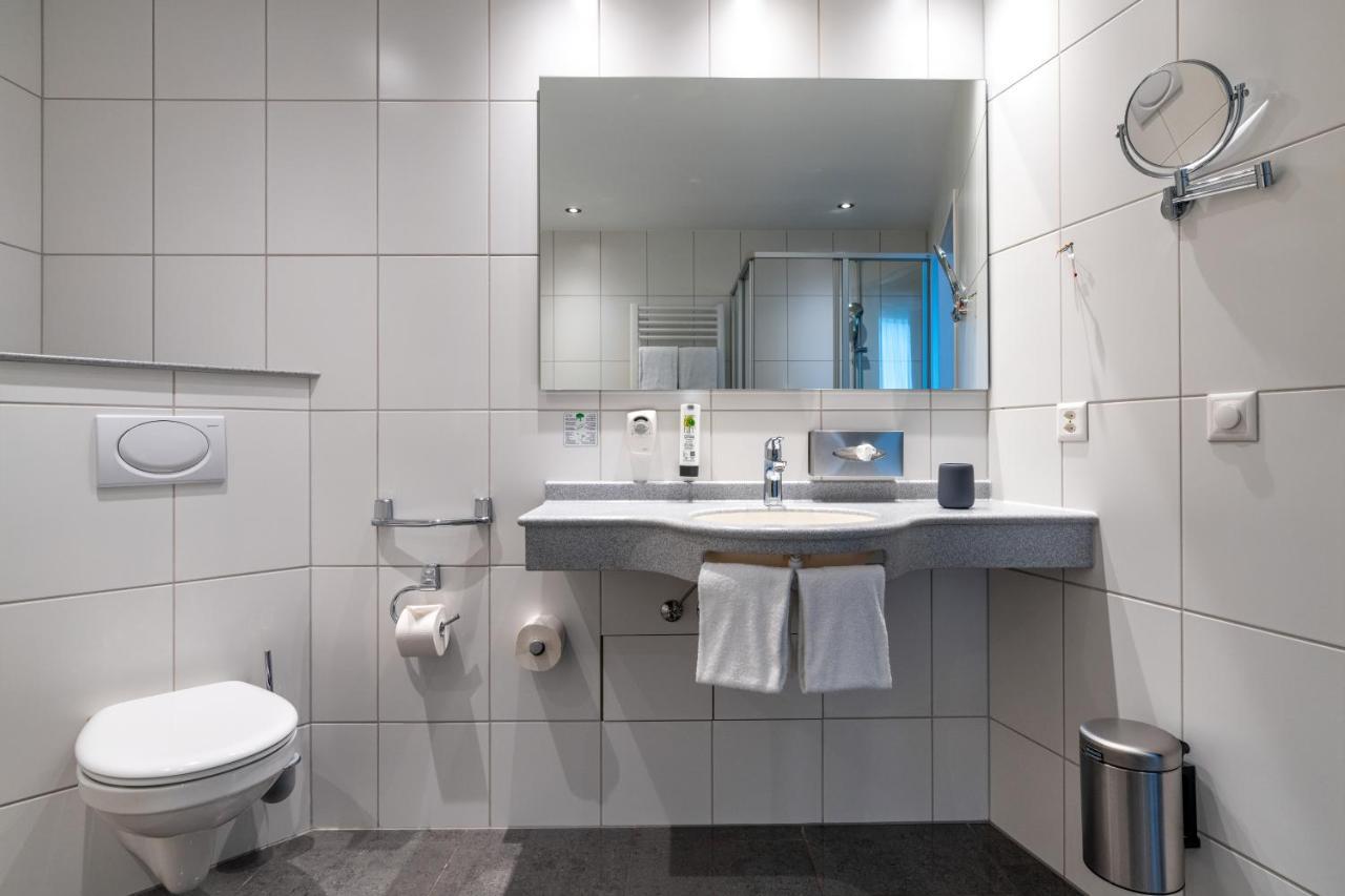 B-Smart Hotel Schoenenwerd Aarau Esterno foto