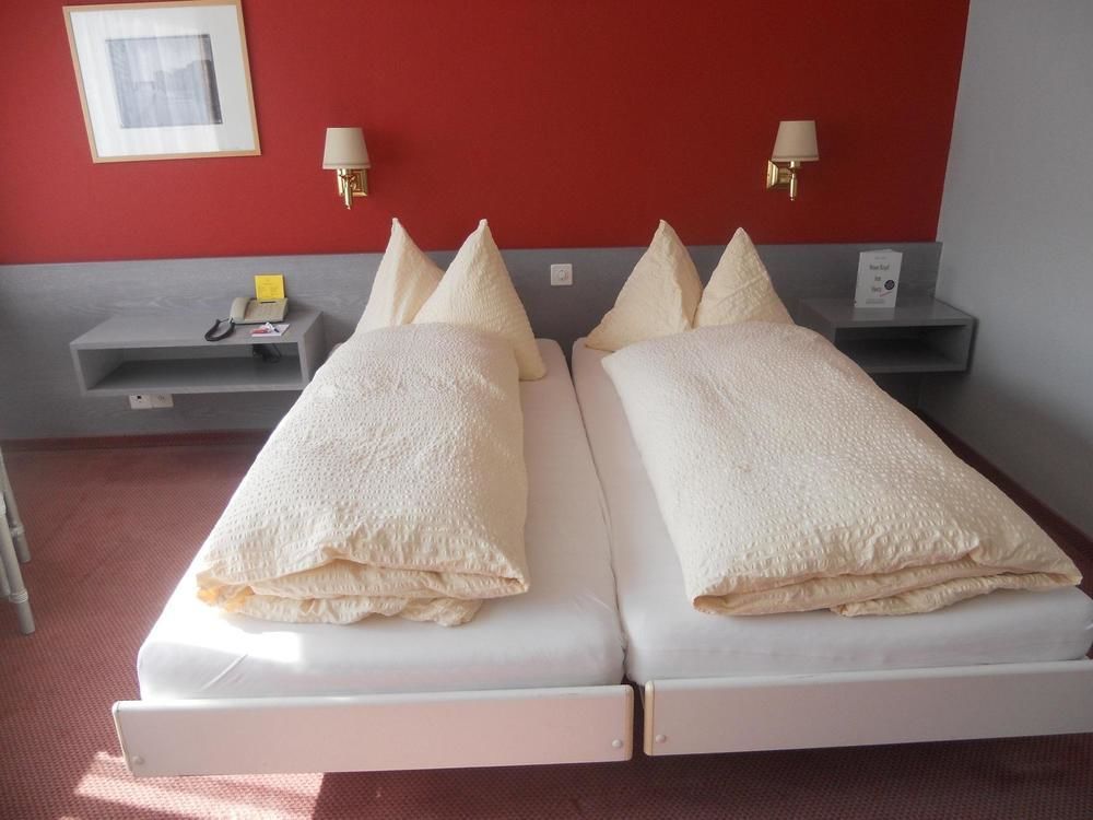 B-Smart Hotel Schoenenwerd Aarau Esterno foto